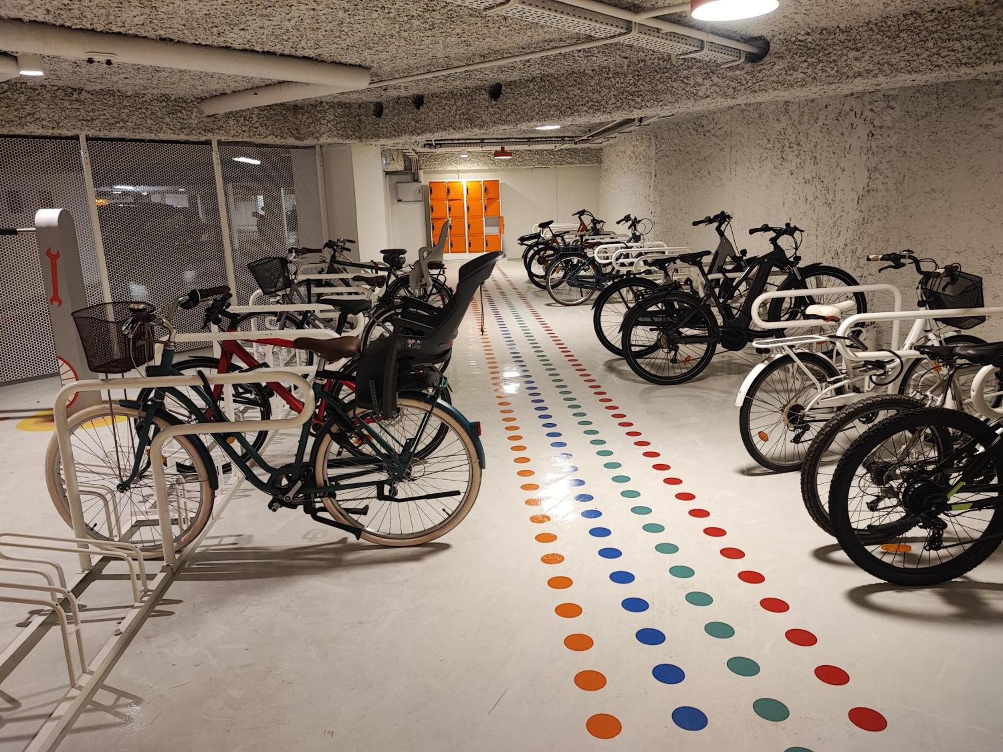 보르도 Duplex-Terrasse-Parking-Climatisation 아파트 외부 사진